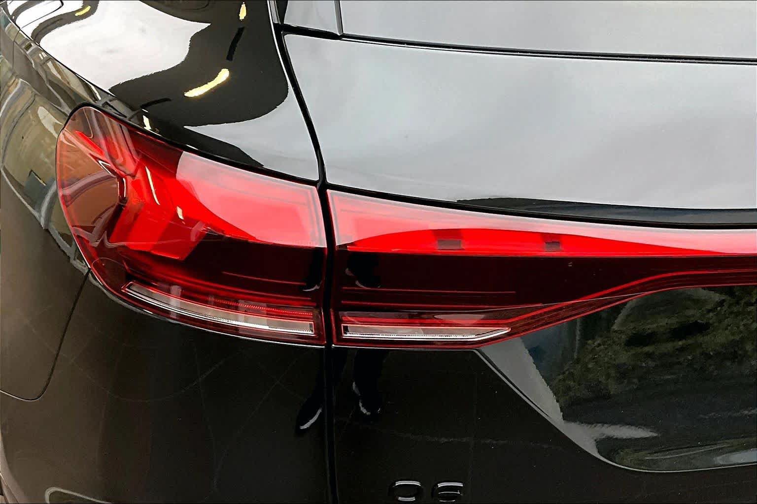 Used 2025 Audi Q6 e-tron Premium Plus w/ Premium Plus RWD image 26
