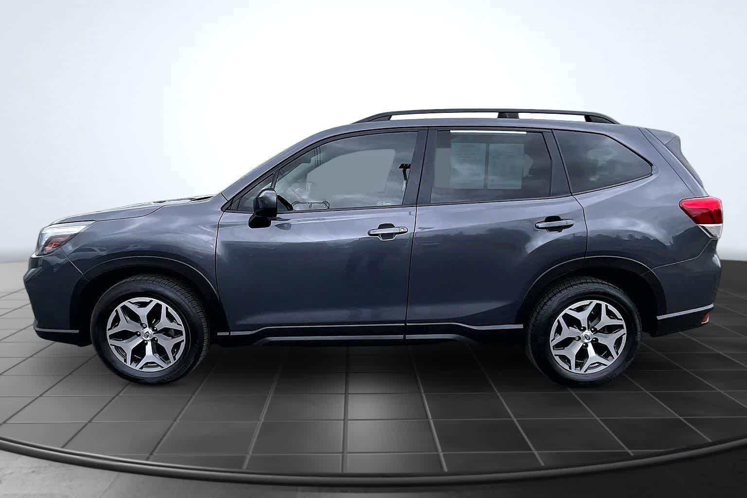 Used 2020 Subaru Forester Premium w/ Popular Package #1 AWD/4WD image 3