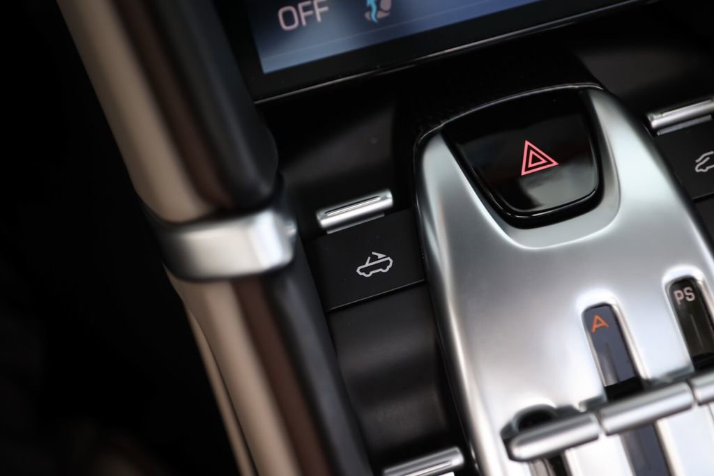 Certified 2024 Ferrari Roma Spider image 34