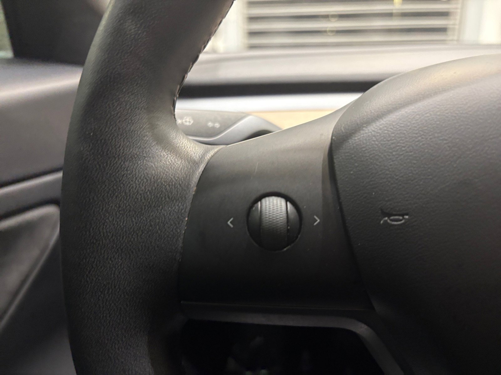 Used 2020 Tesla Model 3 Long Range image 8