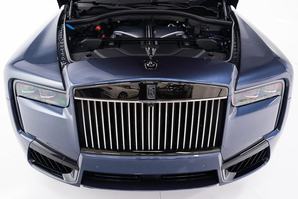 Certified 2025 Rolls-Royce Cullinan Black Badge AWD/4WD image 61