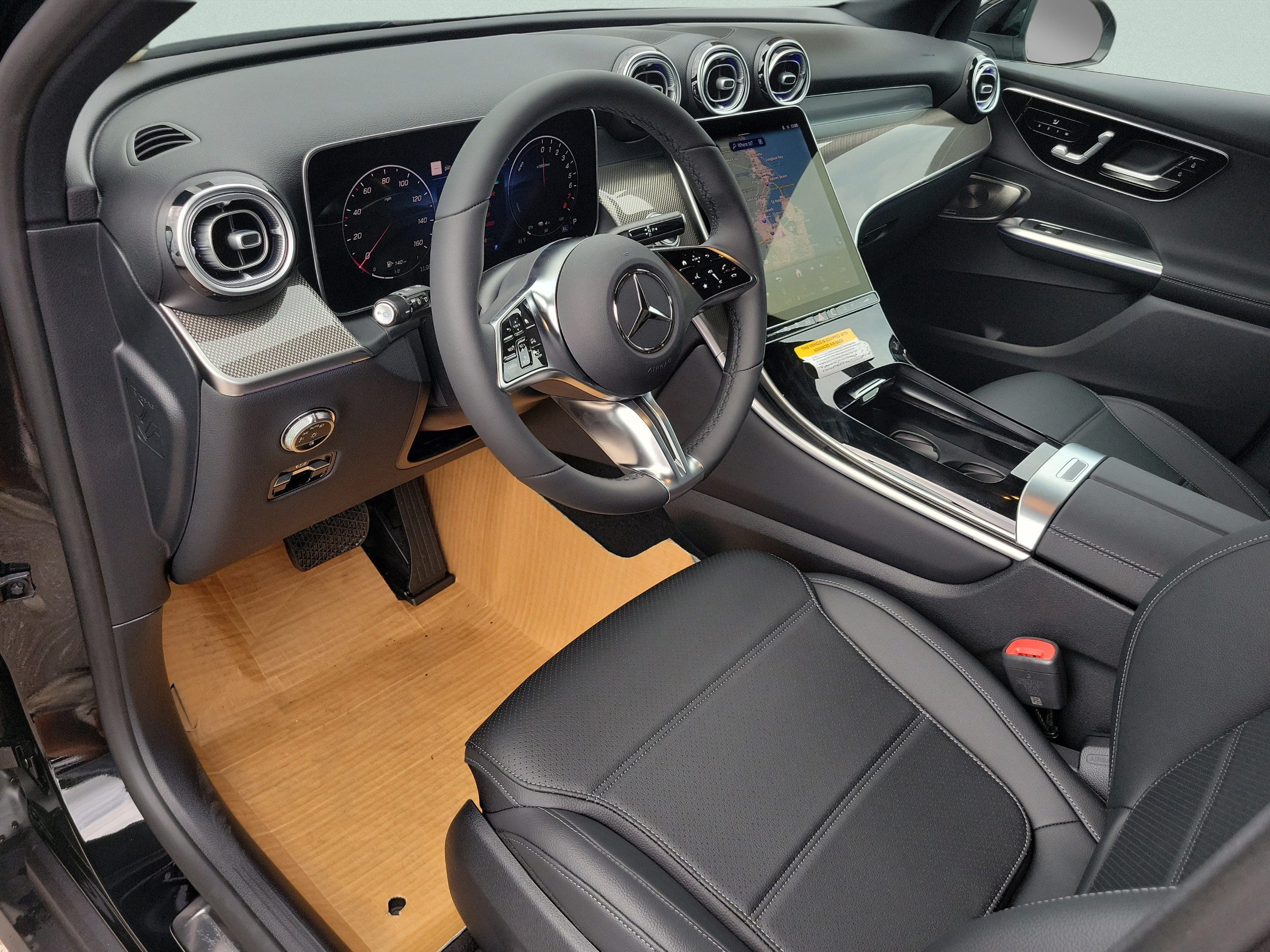 New 2026 Mercedes-Benz GLC 350e 4MATIC image 19