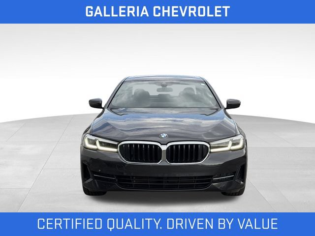 Used 2023 BMW 530i w/ Convenience Package RWD image 3