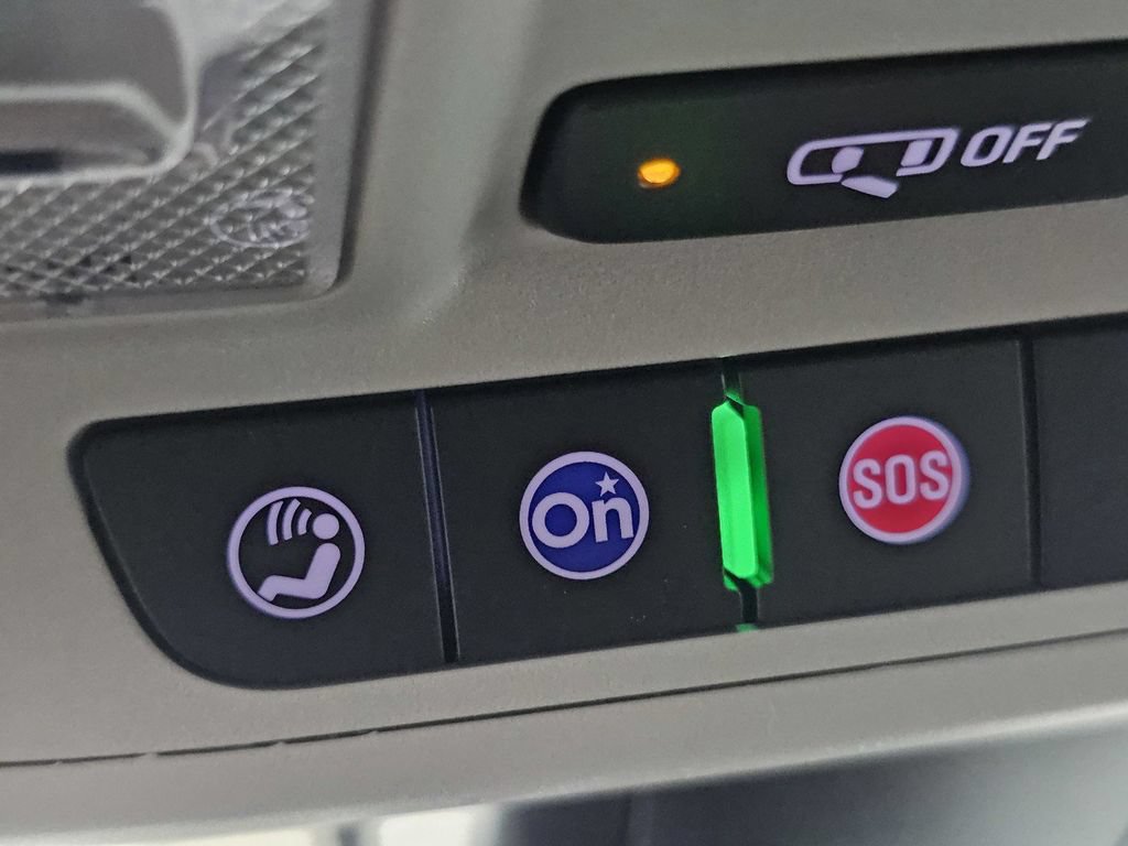 Used 2026 Chevrolet Blazer LT FWD image 19