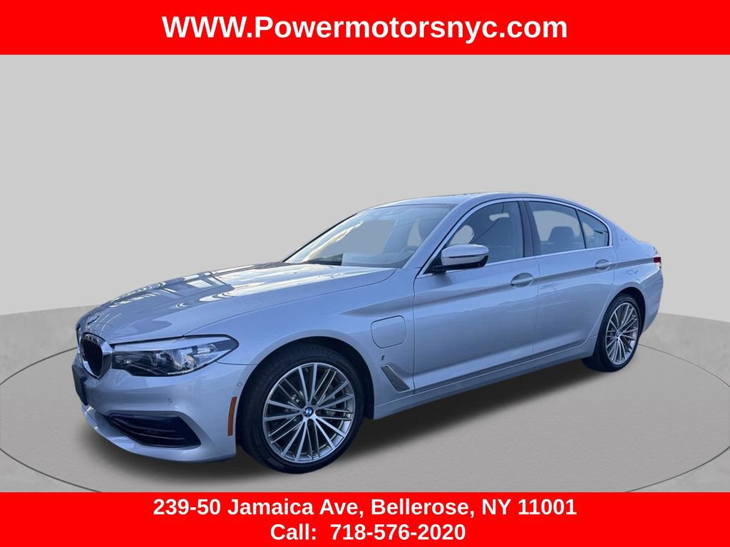 Used 2019 BMW 530e xDrive w/ Premium Package AWD/4WD image 8
