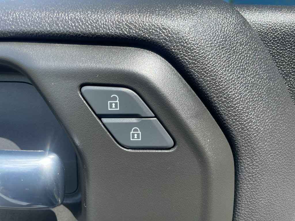 Used 2024 Chevrolet Silverado 1500 Custom Trail Boss w/ Turbomax Blackout Package image 27