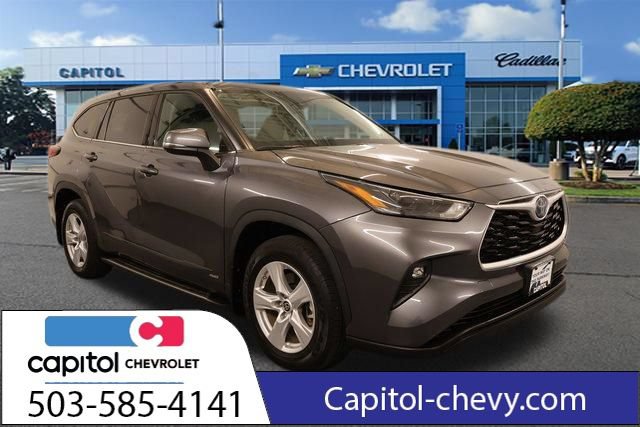 Used 2022 Toyota Highlander LE