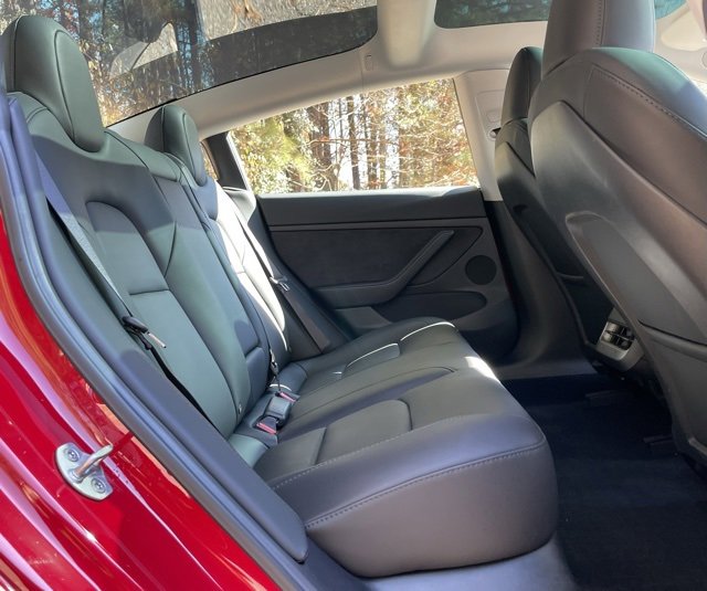 Used 2023 Tesla Model 3 Standard Range image 18