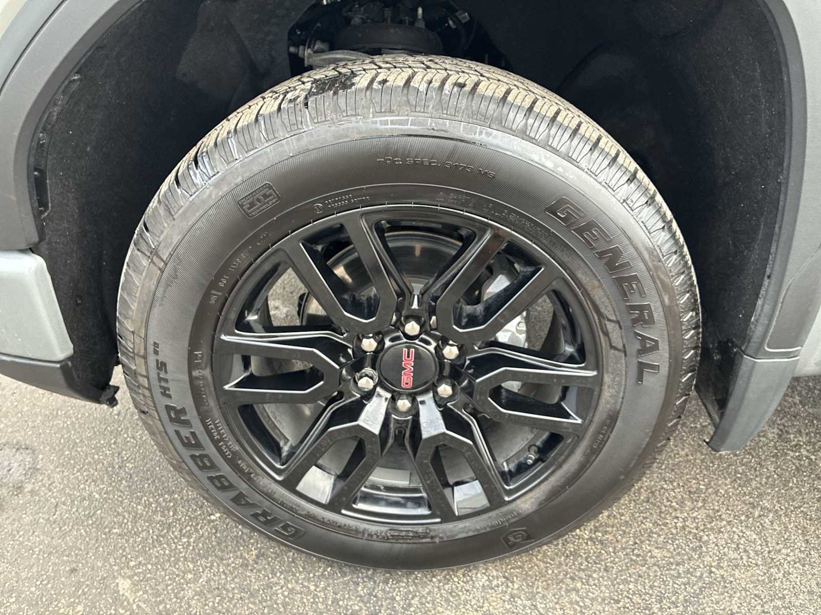 Certified 2025 GMC Sierra 1500 Pro w/ Graphite Edition image 32