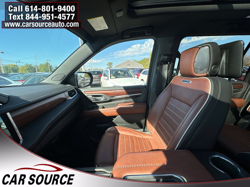 Used 2023 GMC Yukon XL Denali Ultimate AWD/4WD image 19