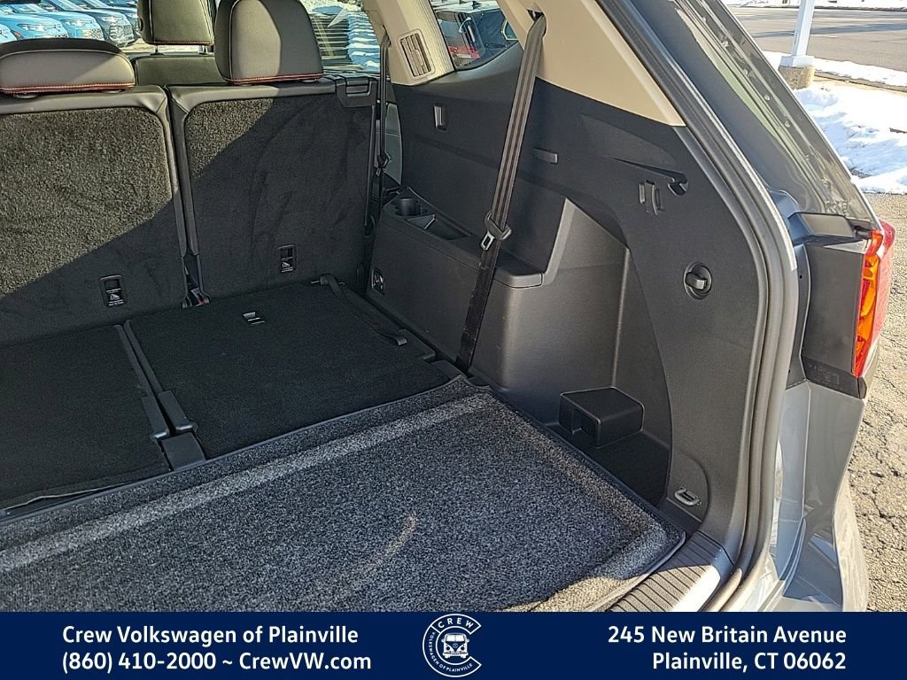 Certified 2025 Volkswagen Atlas Peak Edition SE image 57