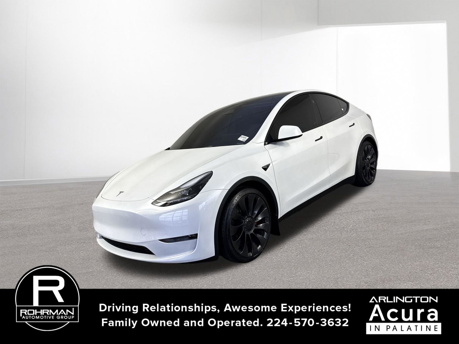 Used 2023 Tesla Model Y Performance image 2