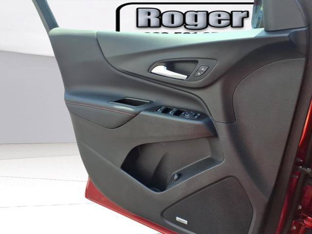 Used 2024 Chevrolet Equinox RS w/ RS Leather Package FWD image 18