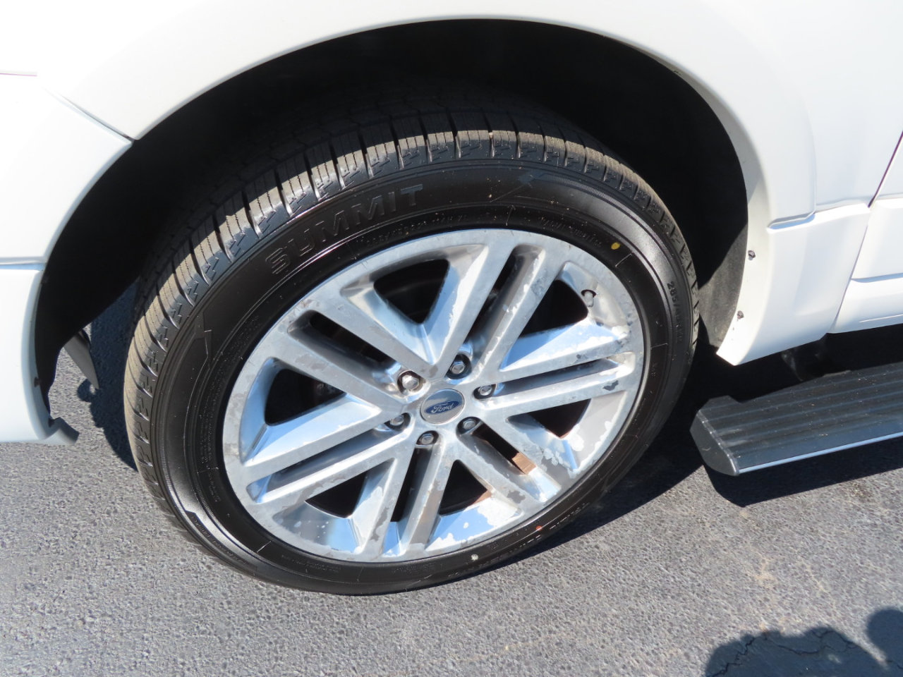 Used 2016 Ford Expedition Platinum image 11