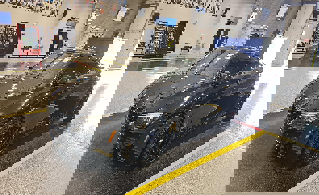 Used 2020 BMW M4 Coupe w/ M Driver's Package image 1