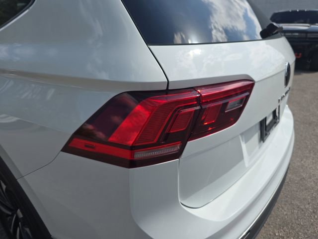 Used 2023 Volkswagen Tiguan S image 34