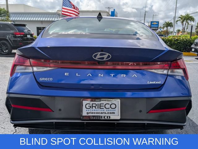 Used 2024 Hyundai Elantra Limited image 6