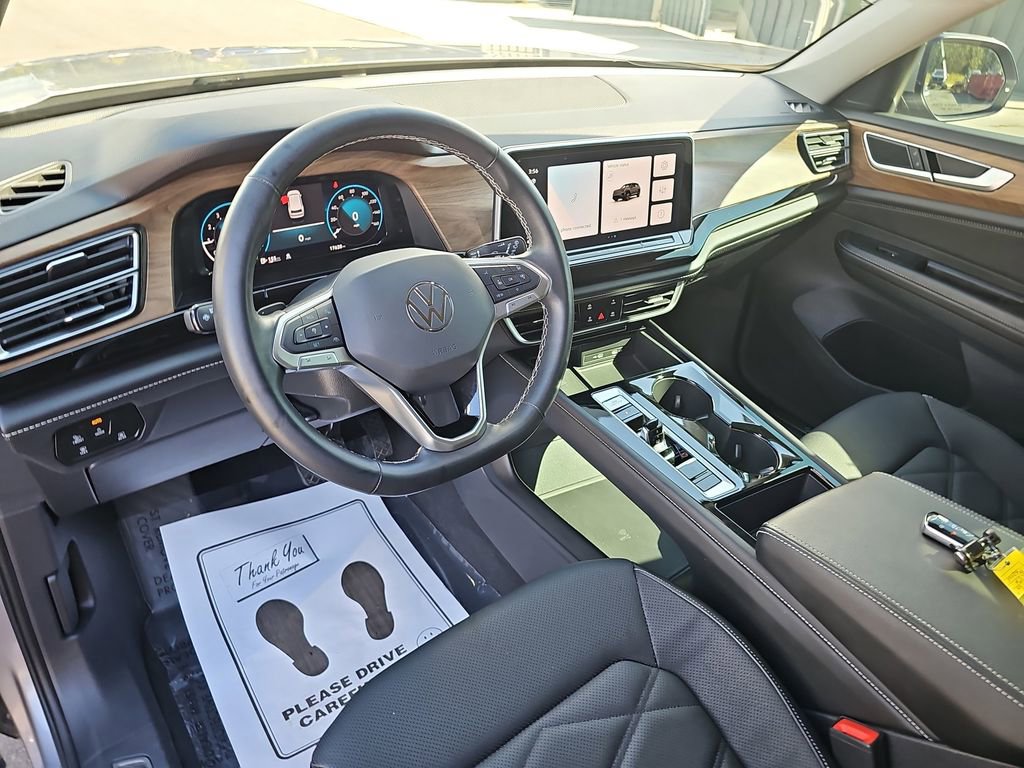 Used 2024 Volkswagen Atlas SE image 21