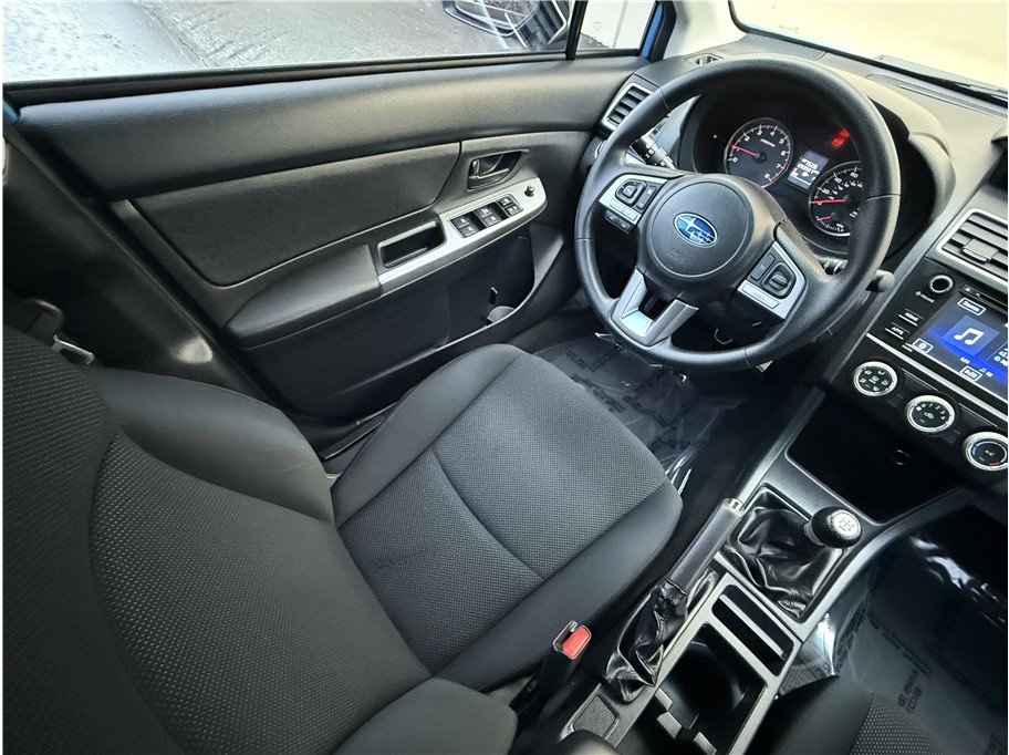 Used 2017 Subaru Crosstrek 2.0i image 8