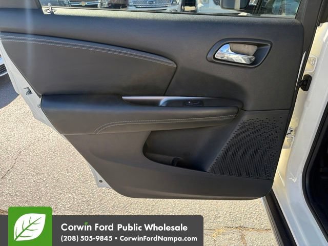 Used 2020 Dodge Journey Crossroad FWD image 28