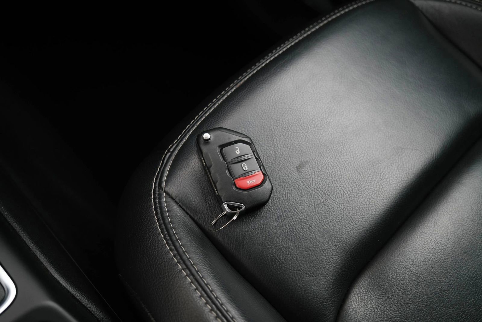 Used 2023 Jeep Wrangler Unlimited Sahara AWD/4WD image 48