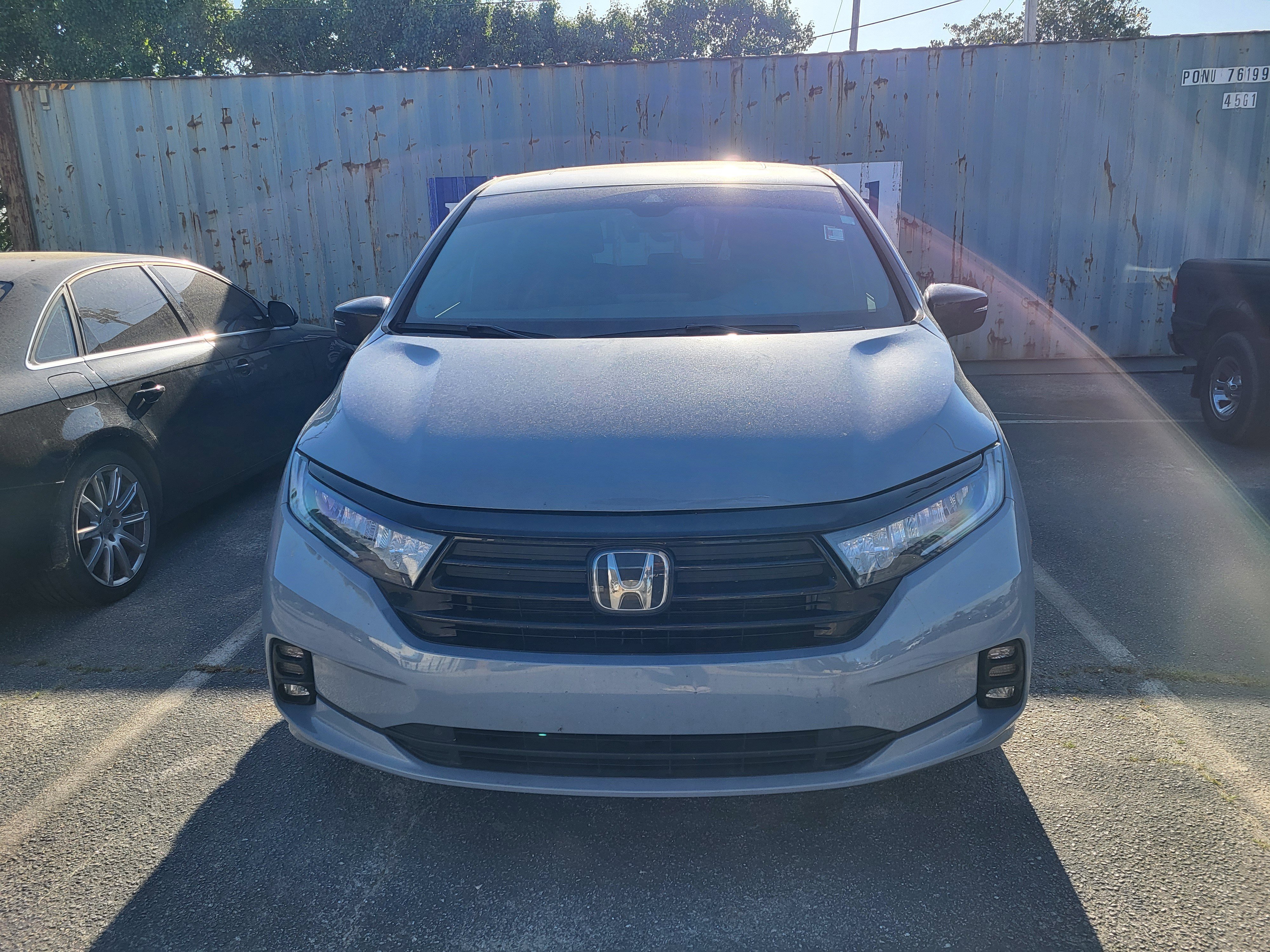 Used 2024 Honda Odyssey Sport image 2