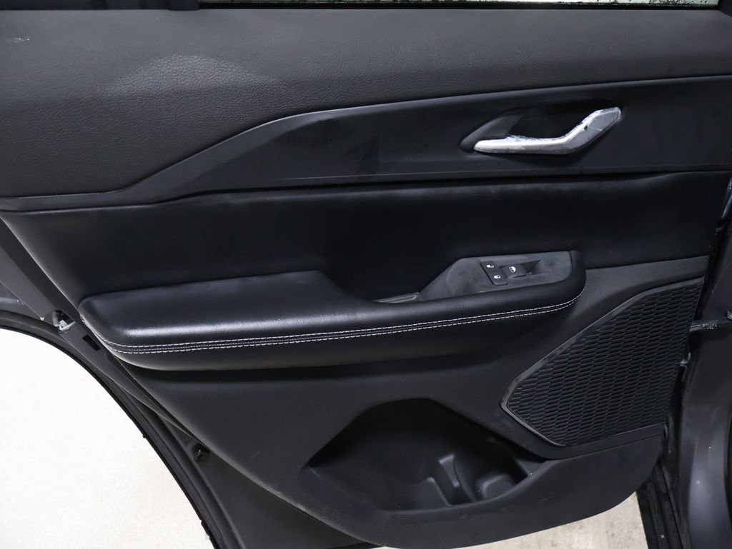 New 2026 Jeep Grand Cherokee Laredo image 12