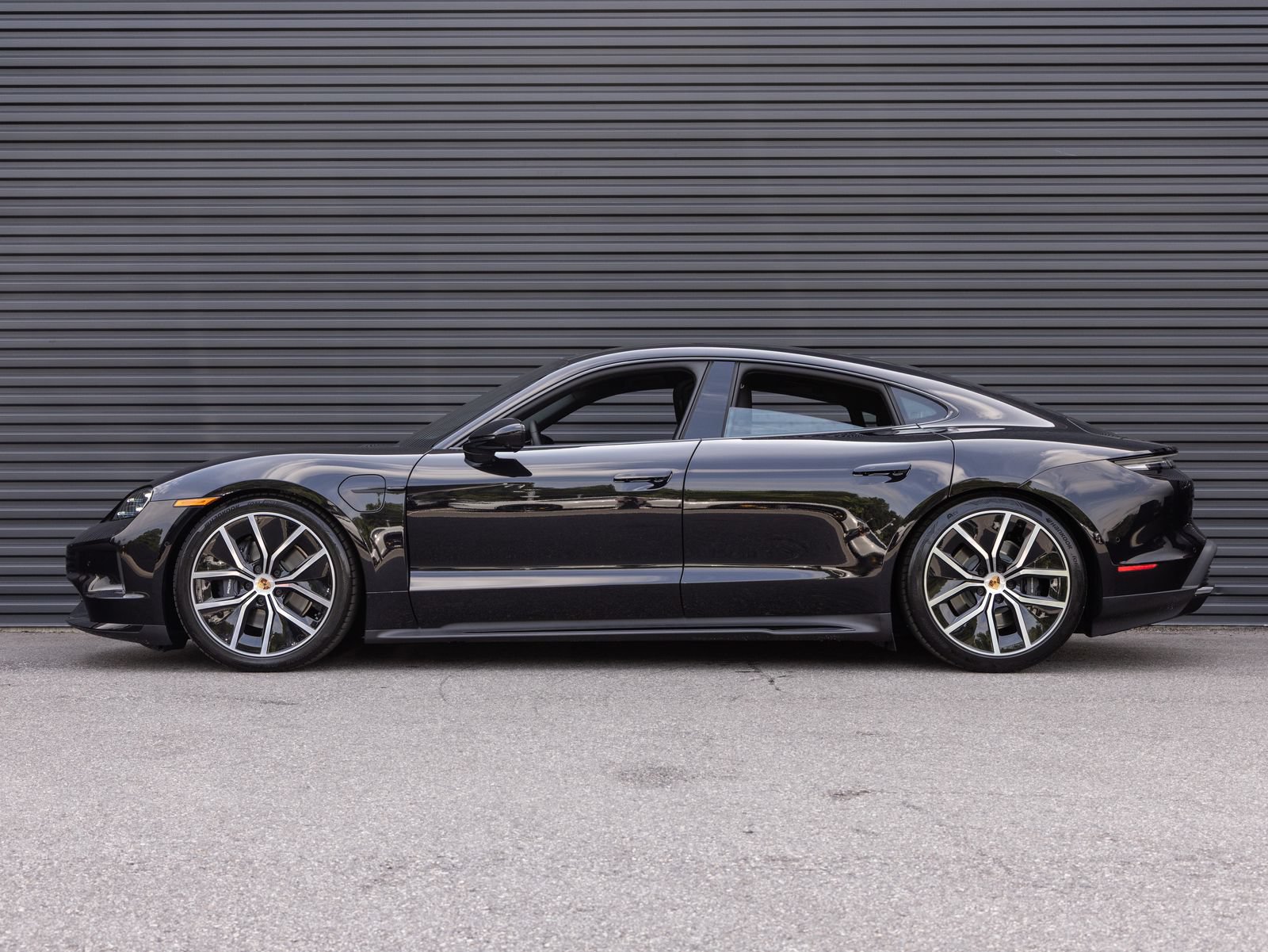 New 2026 Porsche Taycan AWD/4WD image 2