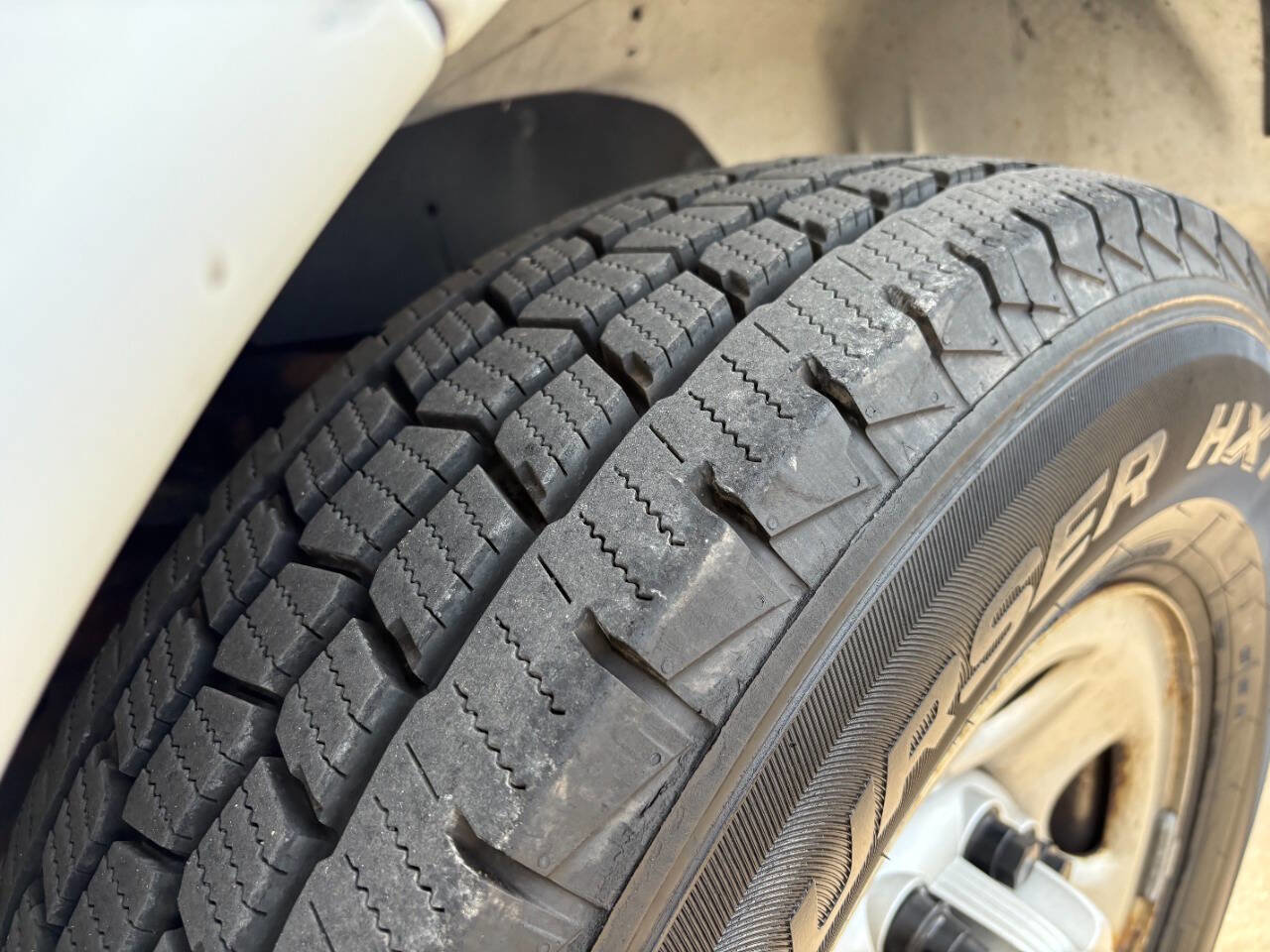 Used 2018 Chevrolet Express 2500 w/ Driver Convenience Package image 20