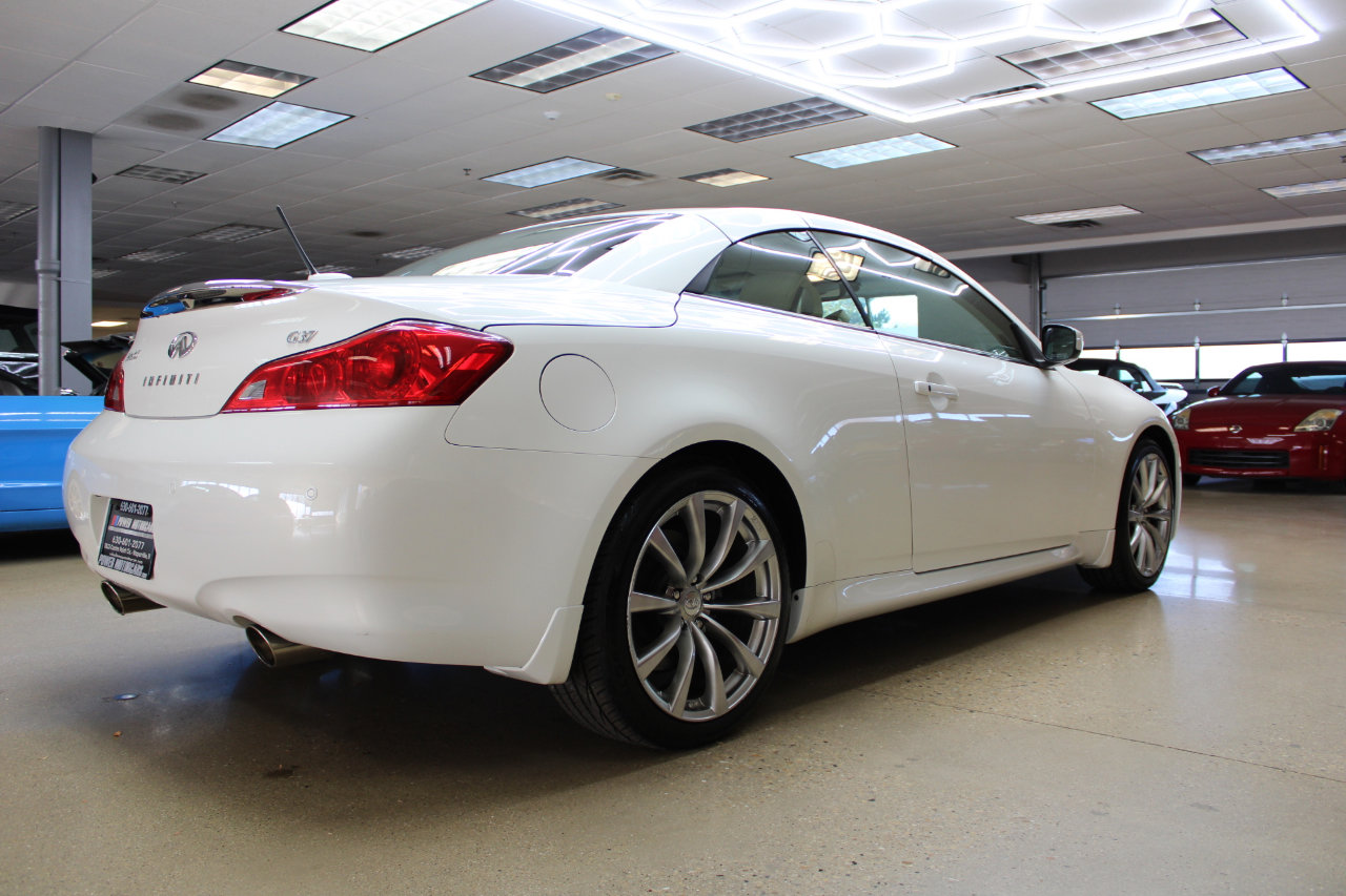 Used 2010 INFINITI G37 Sport w/ Premium Pkg image 9
