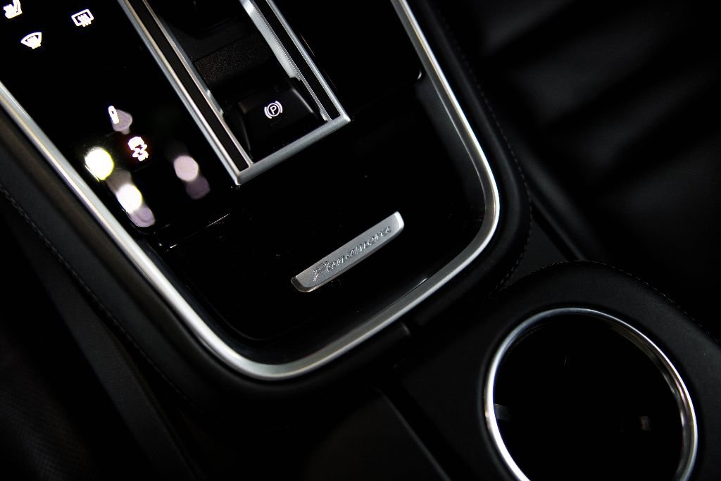 Used 2019 Porsche Panamera Turbo S image 36
