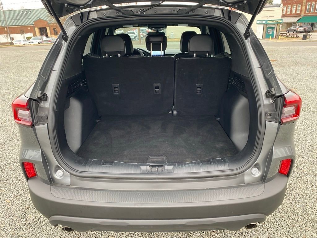 Used 2025 Ford Escape ST-Line image 19