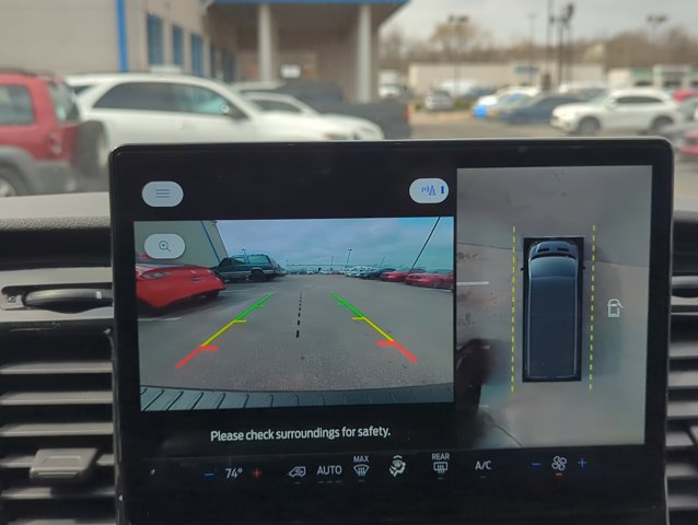 Used 2023 Ford Transit 350 XLT image 12