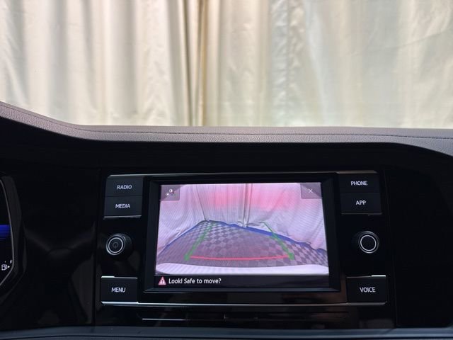 Certified 2024 Volkswagen Jetta SE image 21