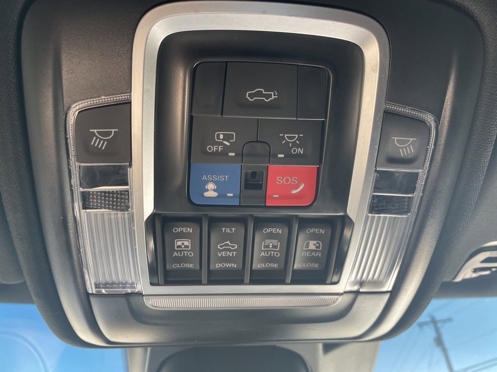 Used 2024 RAM 1500 Limited image 23