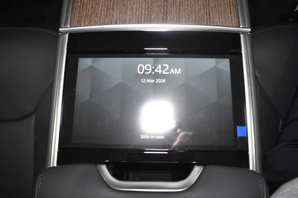 Used 2025 Land Rover Range Rover Autobiography image 47