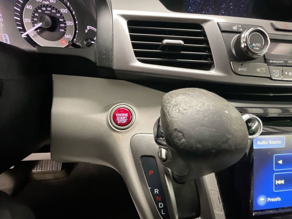 Used 2014 Honda Odyssey EX-L image 16