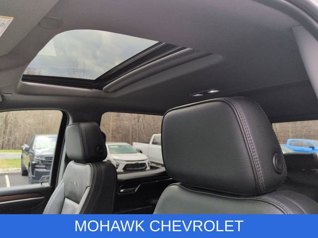 Used 2024 GMC Sierra 1500 Denali w/ Technology Package AWD/4WD image 20