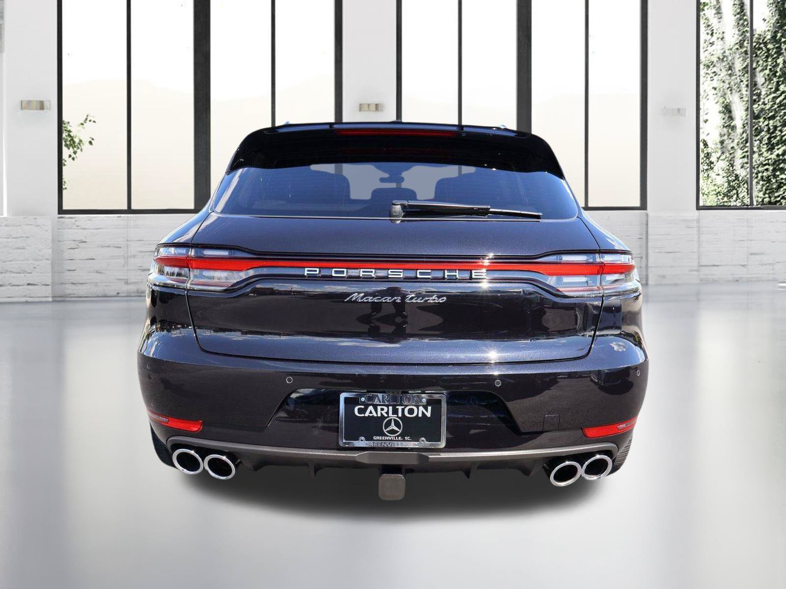 Used 2020 Porsche Macan Turbo AWD/4WD image 4