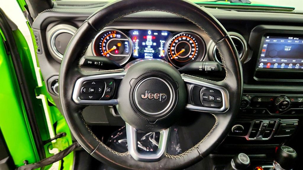 Used 2019 Jeep Wrangler Unlimited Sahara AWD/4WD image 14
