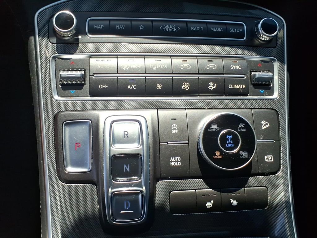 Used 2022 Hyundai Santa Fe SEL w/ Convenience + Premium Package AWD/4WD image 23