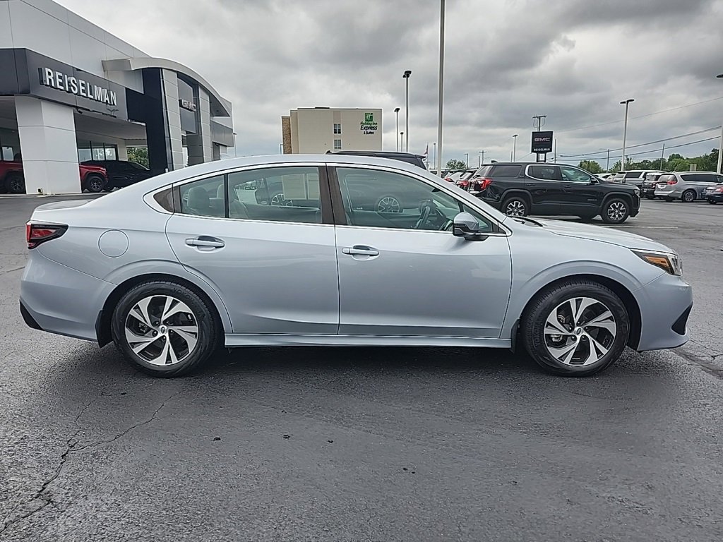 Used 2020 Subaru Legacy Premium image 2