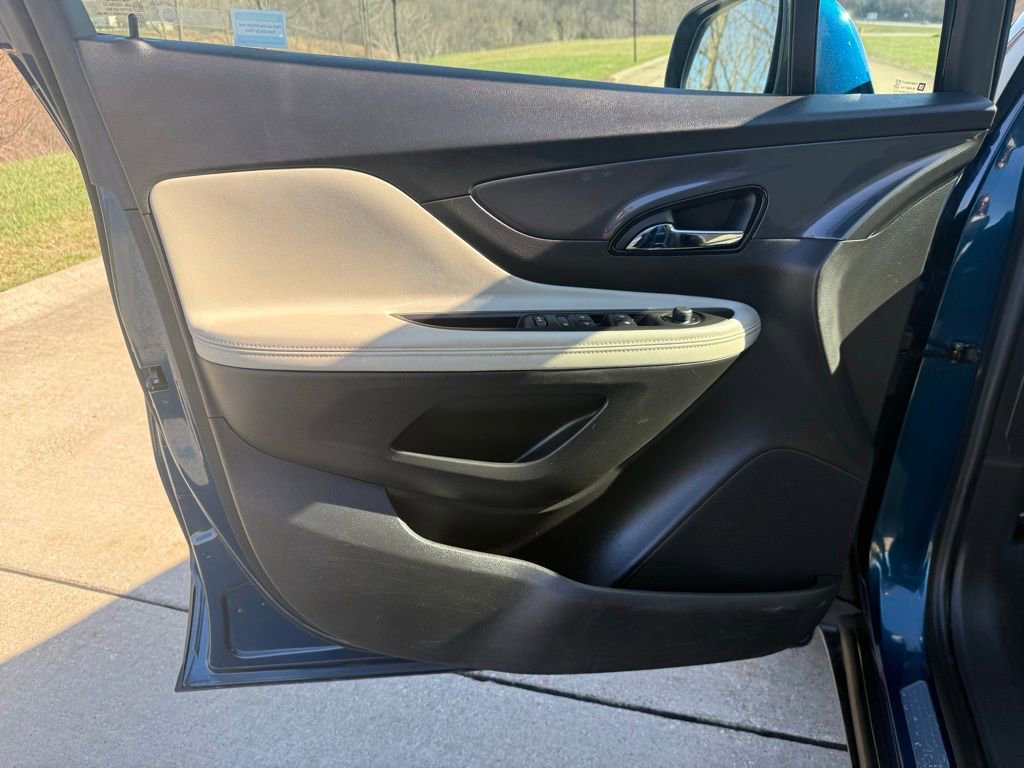 Used 2019 Buick Encore Preferred image 22