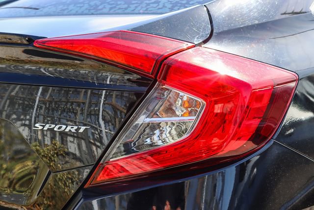Used 2020 Honda Civic Sport image 9