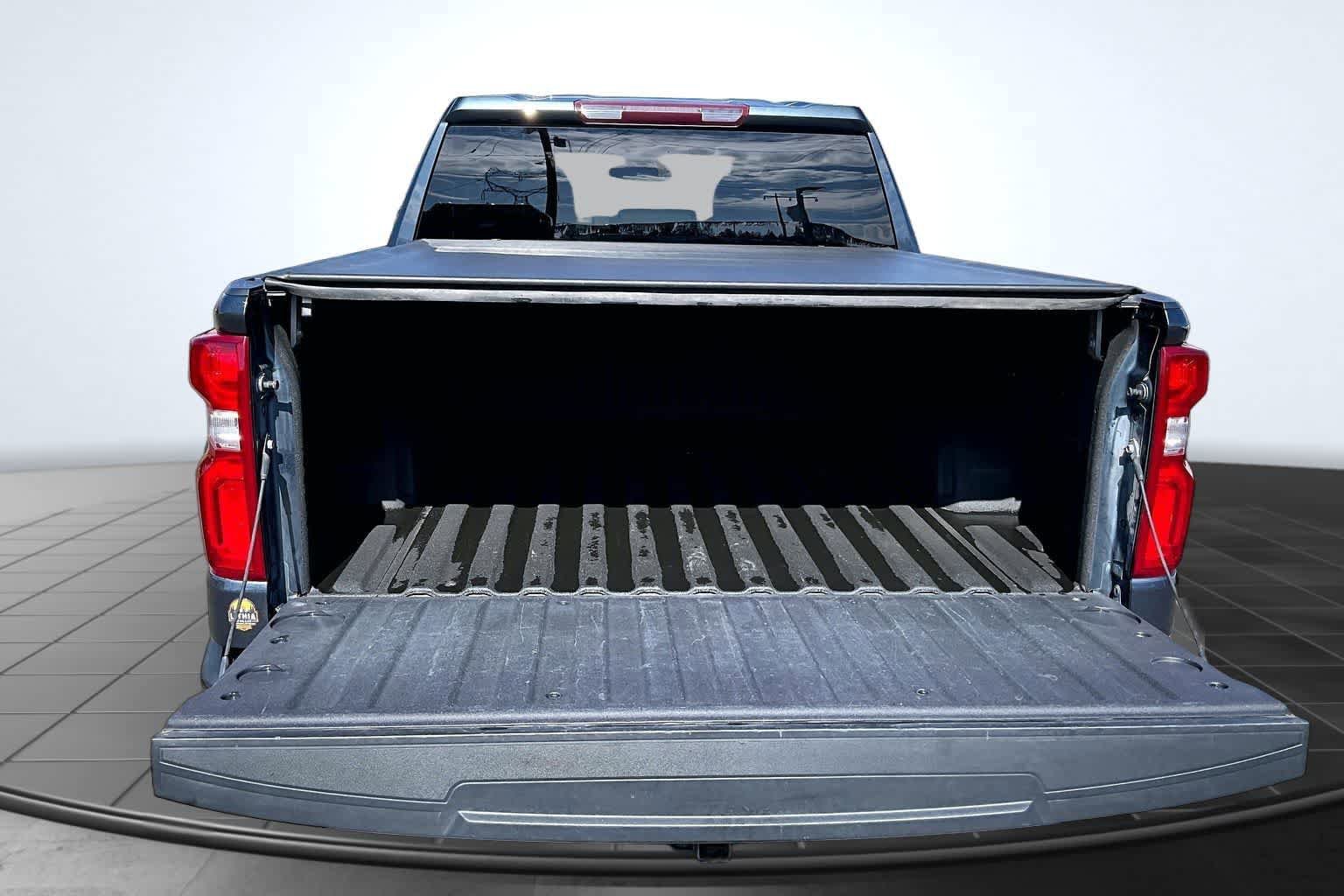 Used 2021 Chevrolet Silverado 1500 Custom Trail Boss AWD/4WD image 18