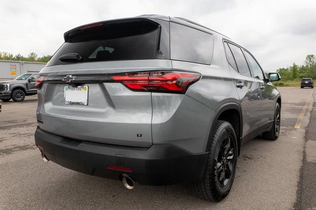 Used 2023 Chevrolet Traverse LT FWD image 5