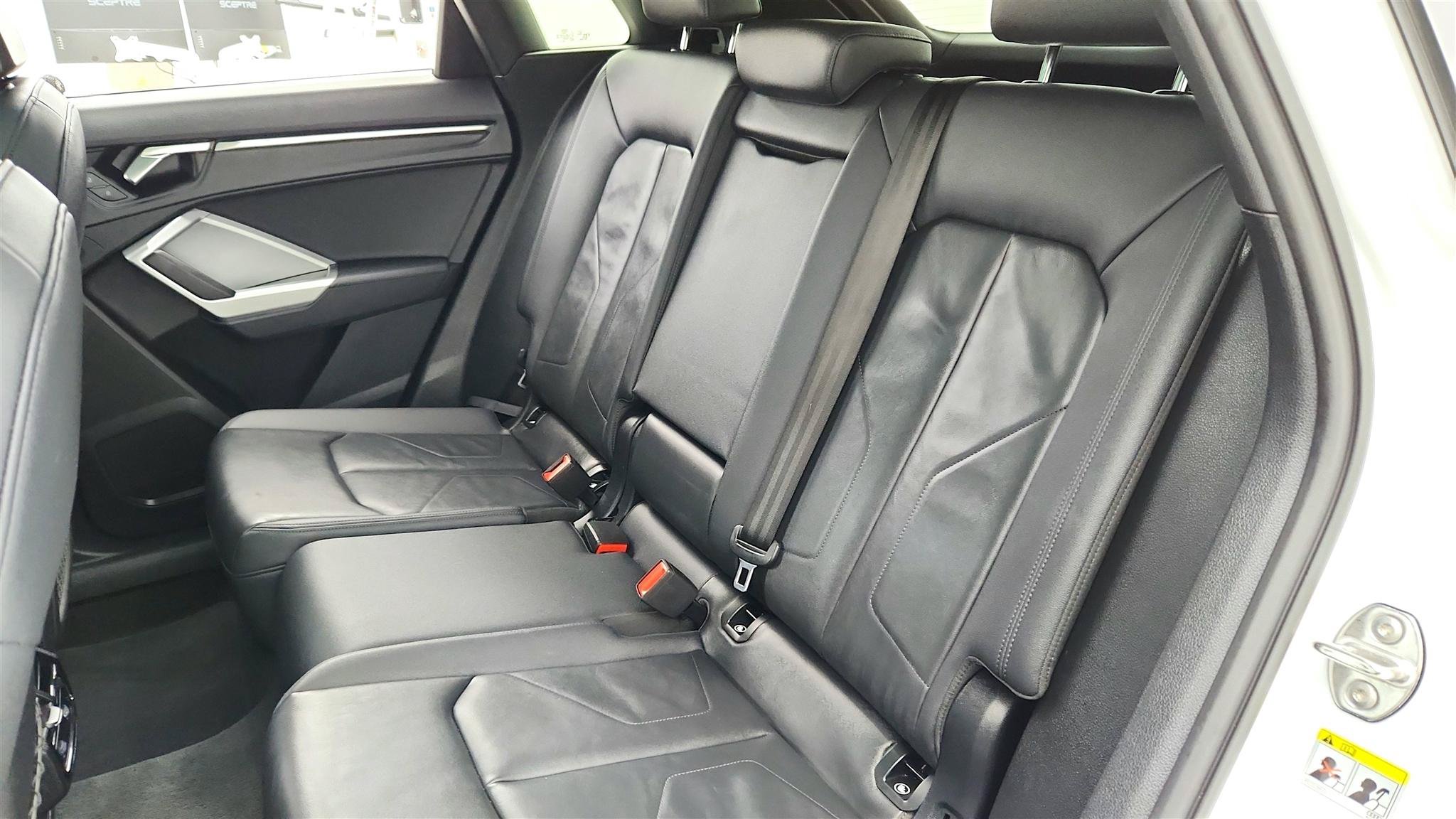 Used 2025 Audi Q3 2.0T Premium AWD/4WD image 33