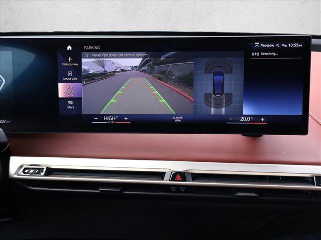 Used 2023 BMW iX xDrive50 w/ Sport Package image 16