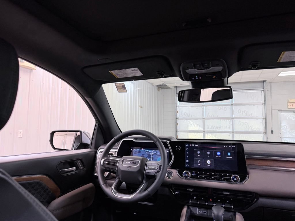 New 2026 GMC Canyon Denali w/ LPO, Denali Black Edition AWD/4WD image 28