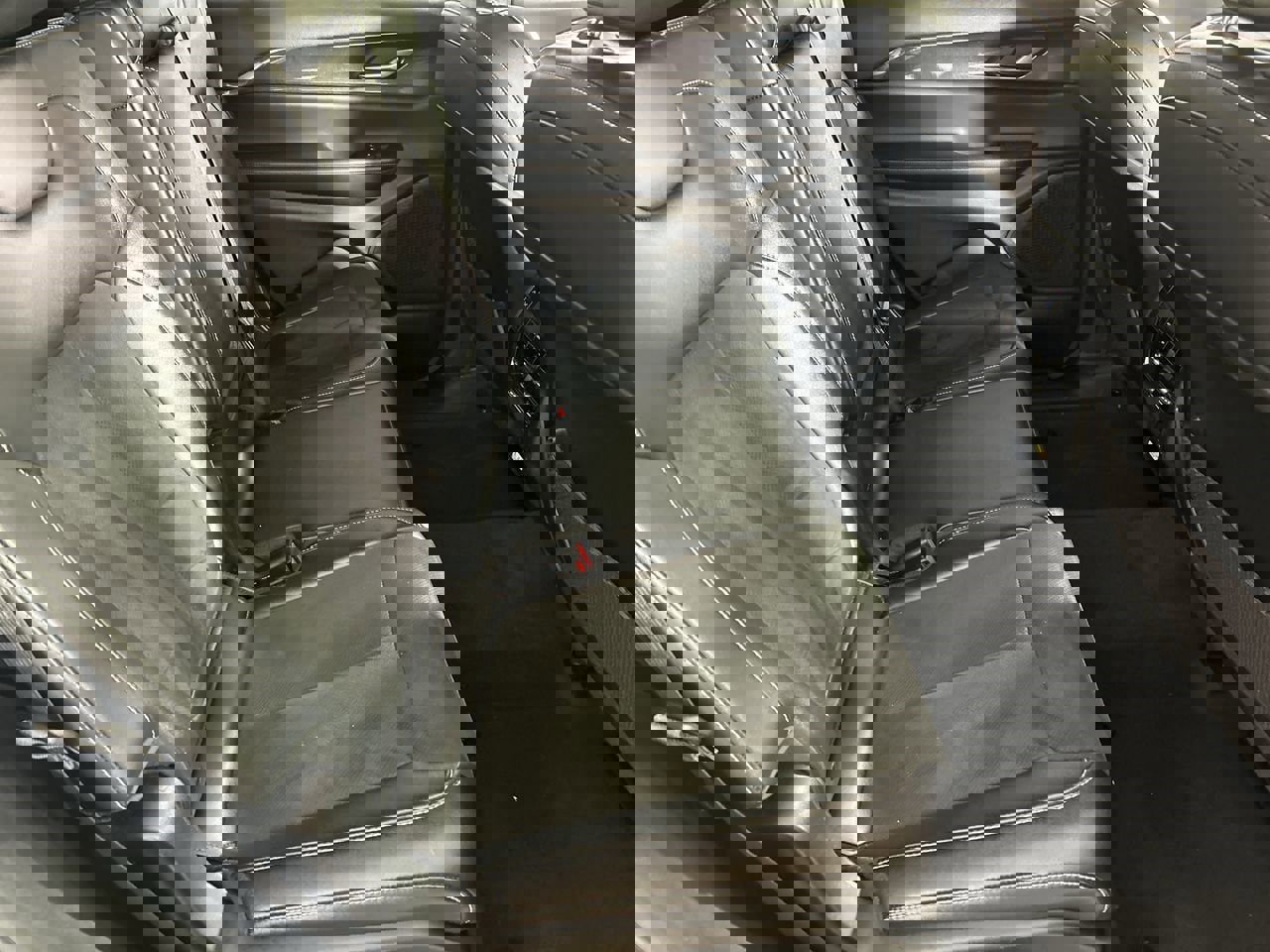 Used 2023 Jeep Grand Cherokee L Laredo image 24